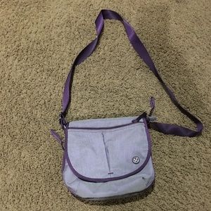 Lulu lemon purse